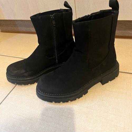 Bozikis black ankle boots used, size 38, zipper, tread sole