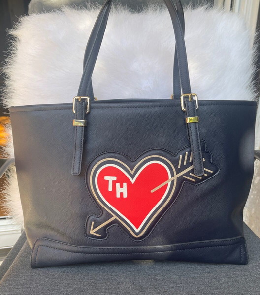 Tommy Hilfiger bag