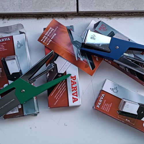 Maestri Parva 64 stapler pack of 4 new