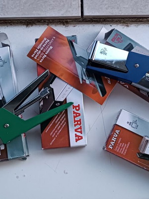 Maestri Parva 64 stapler pack of 4 new