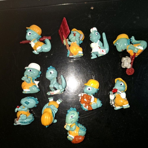 Kinder Surprise dinosaur figures used, collection