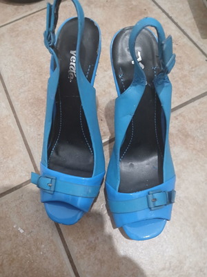 Verde women's blue and black high-heeled sandals size 38