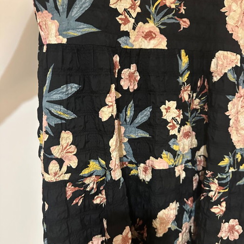 Zara Crinkle dress like new, black with multicolor flowers, size S