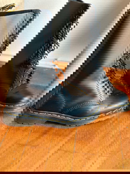 Dr. Martens Γυναικείες Αρβύλες