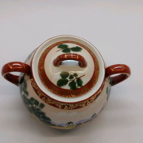Osaka sugar bowl like new, large 770 ml with Japanese decor