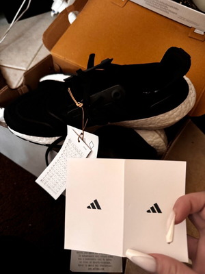 Ultraboost 22 new, size 37