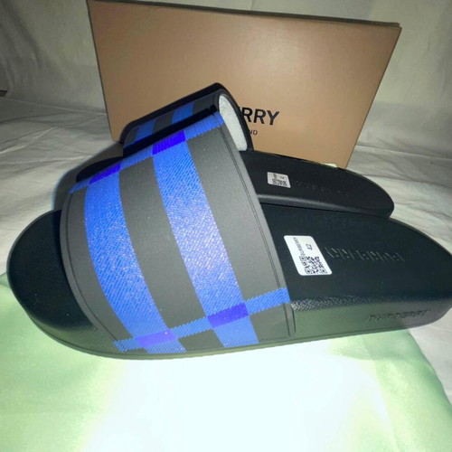 Burberry slides blue check, brand new size 42.5