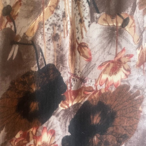 Scarf like new with beige shades