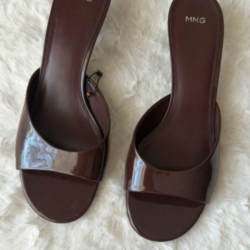 Mango brown slippers size 40