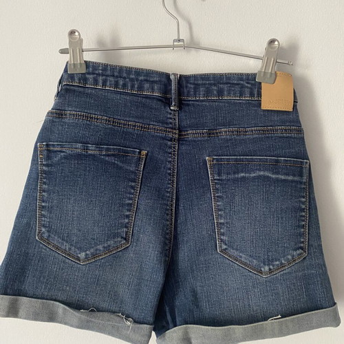 Stradivarius denim shorts like new, size M 38 10, blue