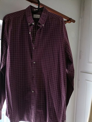 Sfera shirt used, size XL, with worn collar