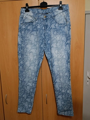 Esmara jeans like new, women's floral pattern, size 40