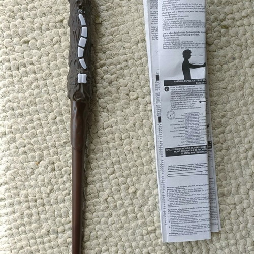 Harry Potter Wizard Training Wand like new with light and sound