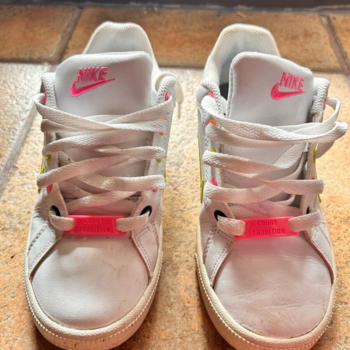 Nike pumps used, size 36.5, white