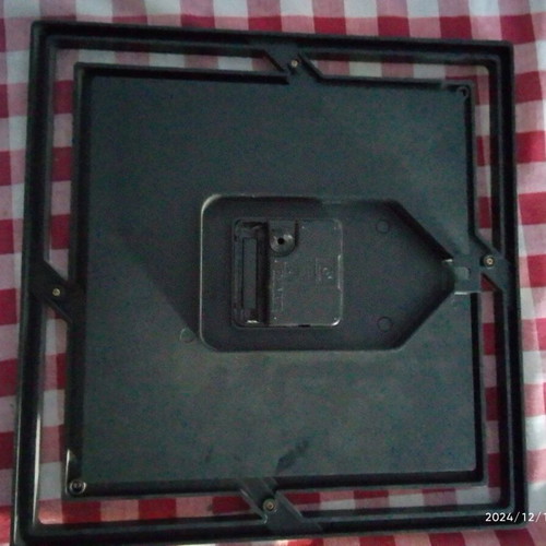 Wall clock like new