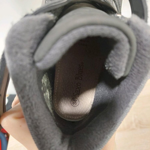 Boys' boots used, size 34