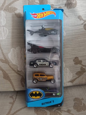 Hot Wheels Batman 5-Pack 2015 new sealed