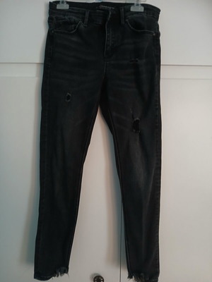 Stradivarius jeans used, black, regular high waist with rips, size M