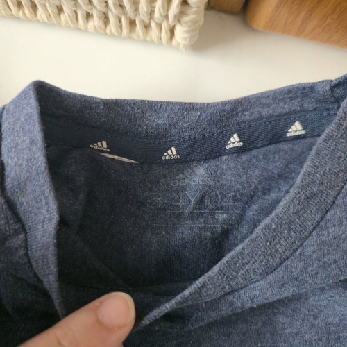 Adidas t-shirt μπλε μεταχειρισμένο, αγόρι 3-4 ετών 98-104 cm