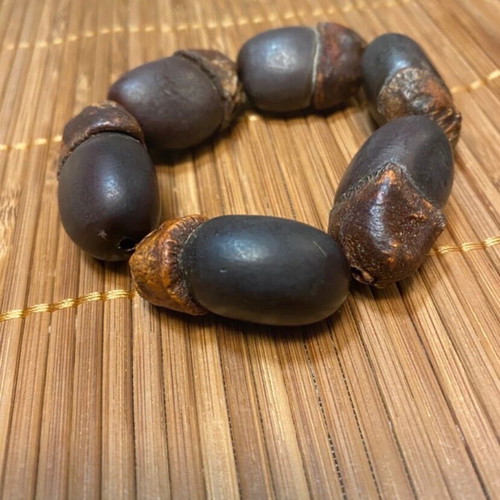 Bracelet made of oak nuts new, brown