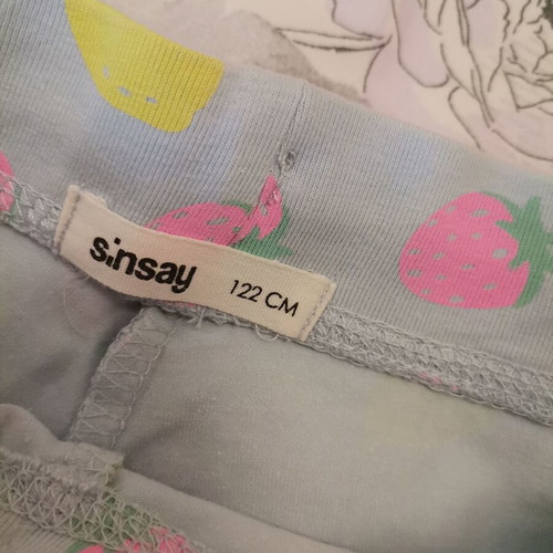 Summer shorts with fruit pattern, new, size 122 cm