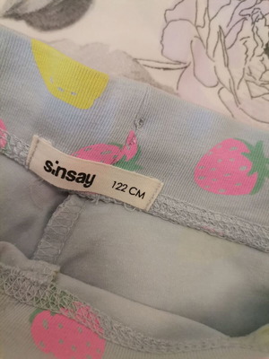 Summer shorts with fruit pattern, new, size 122 cm