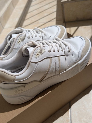 Lacoste Flatform Sneakers used, white off-white, size 37