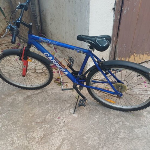 Carrera 24-inch bicycle like new, blue, men's, with gears