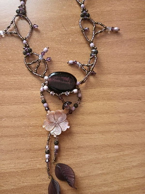 Necklace in not excellent condition