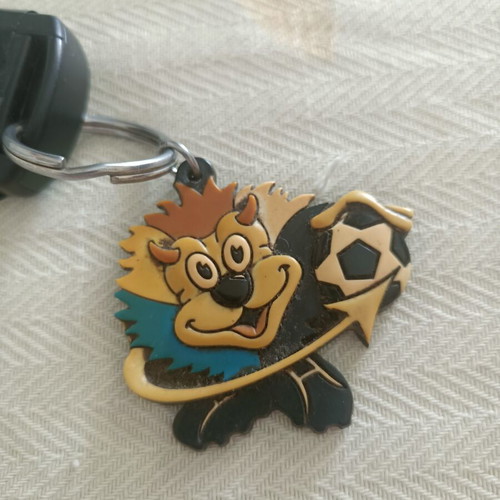 Benelucky keychain used with Euro 2000 mascot