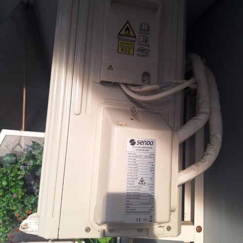 Sendo 12,000 BTU Inverter air conditioner like new