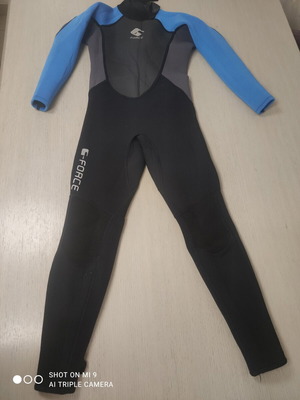 G-Force Kids Sailing Set 140-146 cm with Gul All Purpose Shoes and Socks used