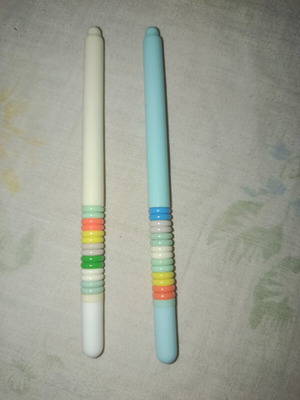 Vintage aromatic pens like new