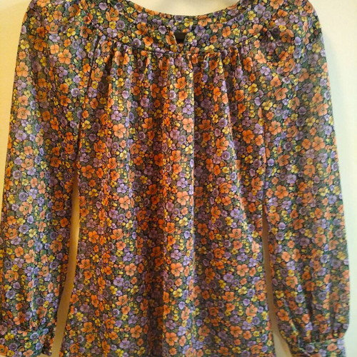 Floral blouse with long sleeves, romantic summer style