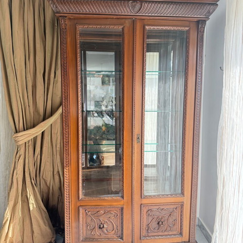 Antique showcase 1920 era like new