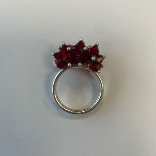 Jewelry set silver with red stones like new, brooch and ring
