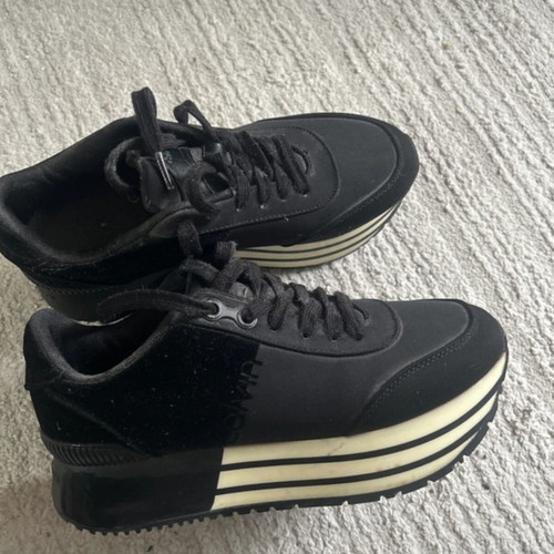 Calvin Klein women's shoes size 38 like new, black with double sole