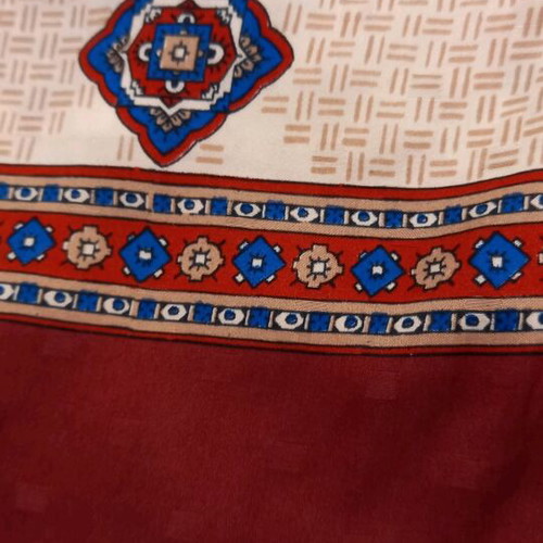 Silk scarf like new, beige and red