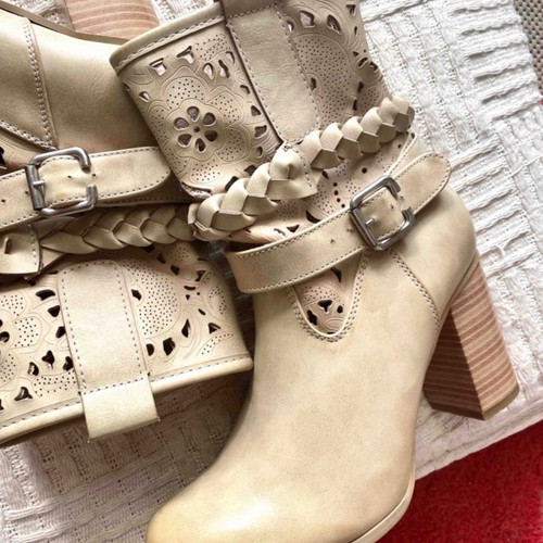 CafeNoir boots handmade boho size 37 cream with vintage effect