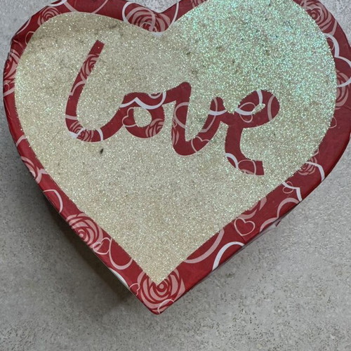 Paper heart-shaped box, small