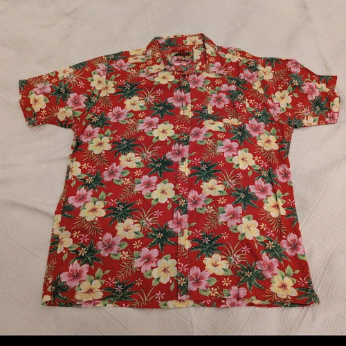 Hawaiian shirt like new, size 3XL, multicolored