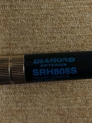 SRH 805 S portable transceiver antenna like new (VHF - UHF)