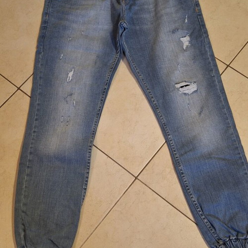 Jeans like new, soft with elastic cuffs