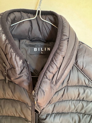 Quilted sleeveless jacket black, like new, size Large