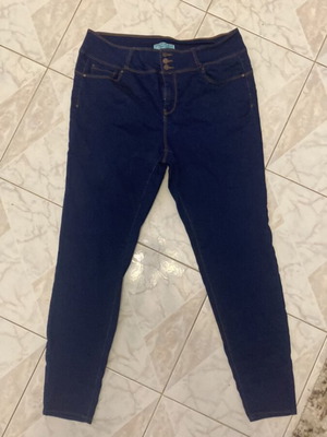 Women's blue jeans like new with stretch, size XXL