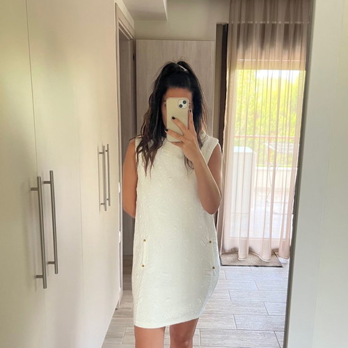 Beyond mini dress size M/L like new, white