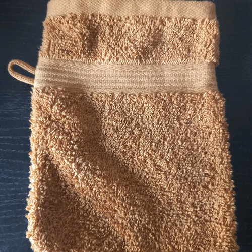 Bath glove like new