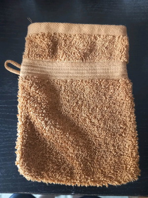 Bath glove like new