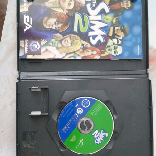 Nintendo GameCube Sims 2 complete in excellent condition