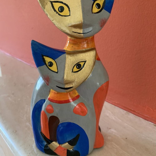 Two Cats Decorative Figurine with Gold Leaf like new